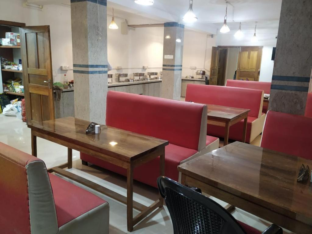 Hotel Diliphu Bomdila Ngoại thất bức ảnh